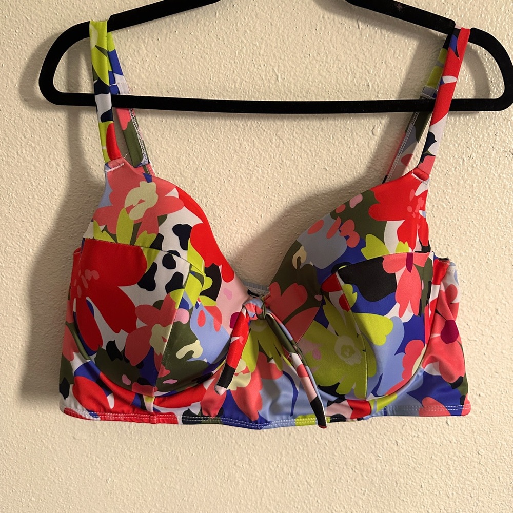Swimsuit top